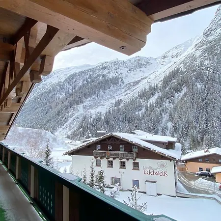 Pension Alpin Mandarfen Exterior photo